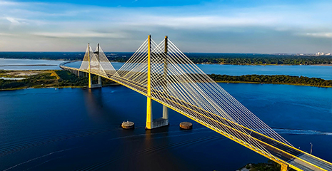 一種從全產(chǎn)業(yè)鏈的高度，重新審視發(fā)掘城市產(chǎn)業(yè)發(fā)展機(jī)會(huì)，設(shè)計(jì)城市發(fā)展的終極戰(zhàn)略