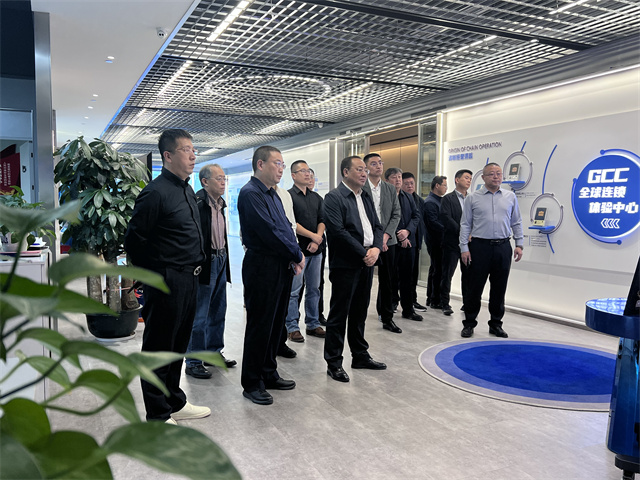 熱烈歡迎內(nèi)蒙古農(nóng)牧廳領(lǐng)導(dǎo)蒞臨逸馬連鎖產(chǎn)業(yè)集團(tuán)指導(dǎo)交流