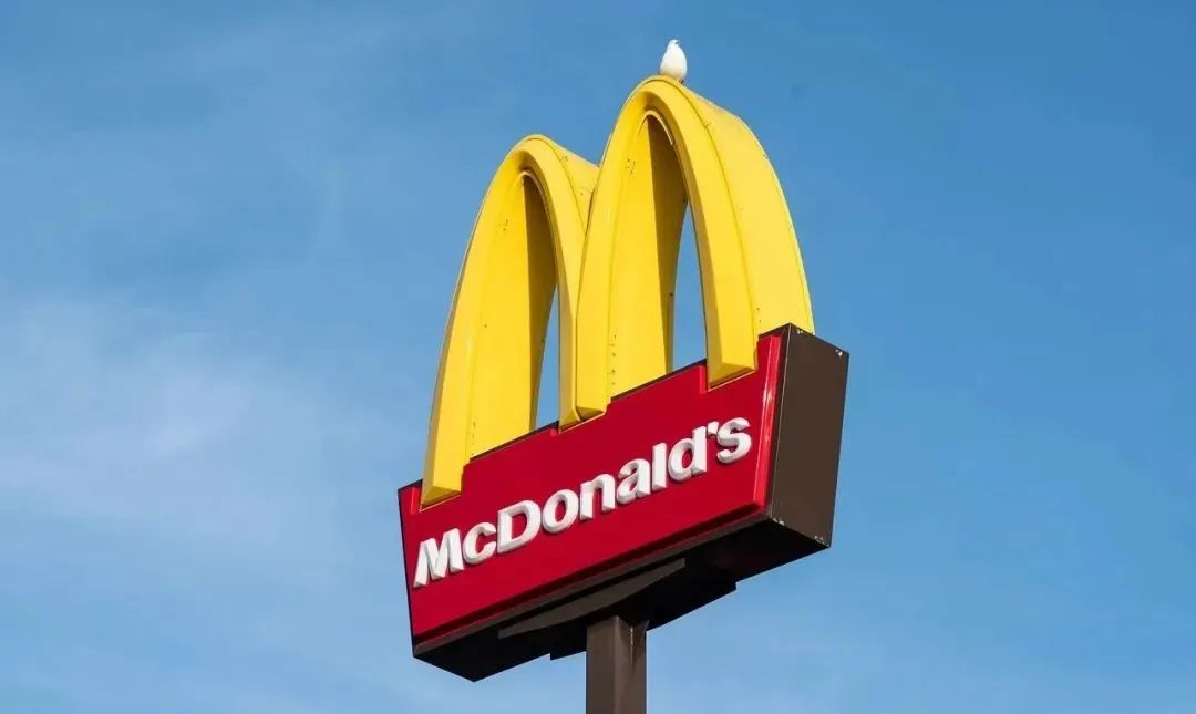 餐飲店高效管理方案與標(biāo)準(zhǔn)化運(yùn)營(yíng)流程設(shè)計(jì)