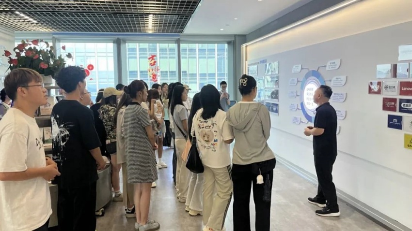 內(nèi)蒙古農(nóng)業(yè)大學(xué)優(yōu)秀學(xué)子走進(jìn)逸馬，在深圳總部感悟連鎖方法論與善良哲學(xué)！