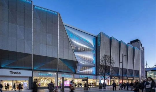 服裝界的Costco，憑什么年入800億？