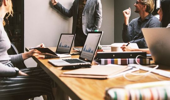 連鎖標(biāo)準(zhǔn)化體系建設(shè)：打造高效復(fù)制的盈利引擎