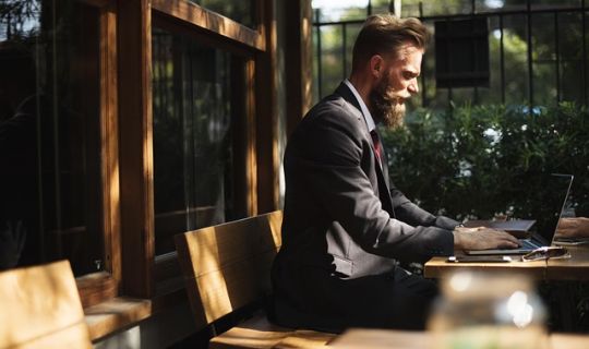 品牌招商實(shí)戰(zhàn)指南：從定位到落地的全鏈路策略