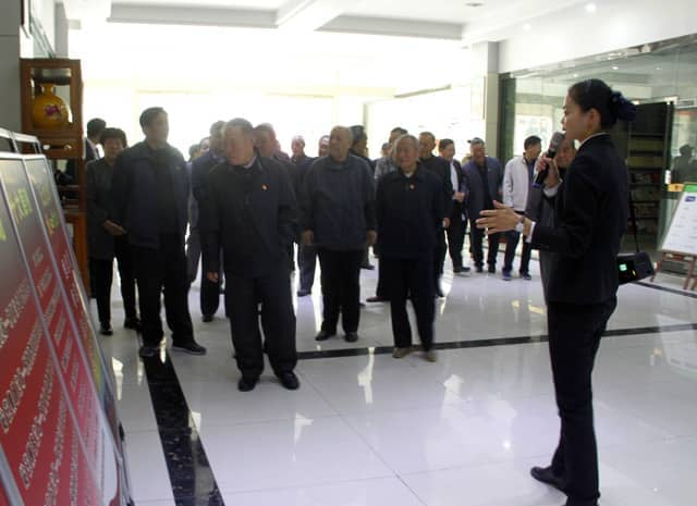 兗州區(qū)人大、政協(xié)領(lǐng)導蒞臨天意機械參觀考察