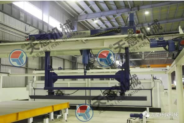 熱烈祝賀天意機(jī)械與龍星科技PC構(gòu)件生產(chǎn)線順利交接！